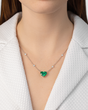 Колье с изумрудом и бриллиантами, белое золото 2