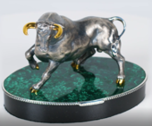 Настольная скульптура «Бык средний»