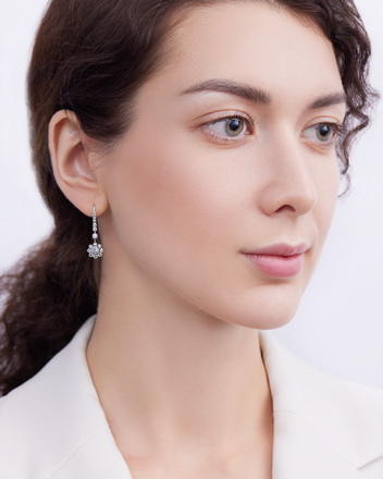 Серьги с бриллиантами, белое золото 2