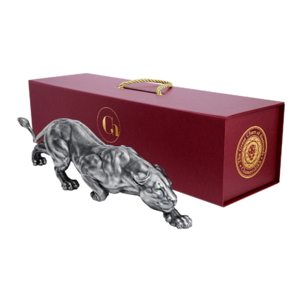 Настольная скульптура «Львица большая» 3