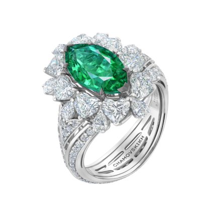 Кольцо с изумрудом и бриллиантами, белое золото 1