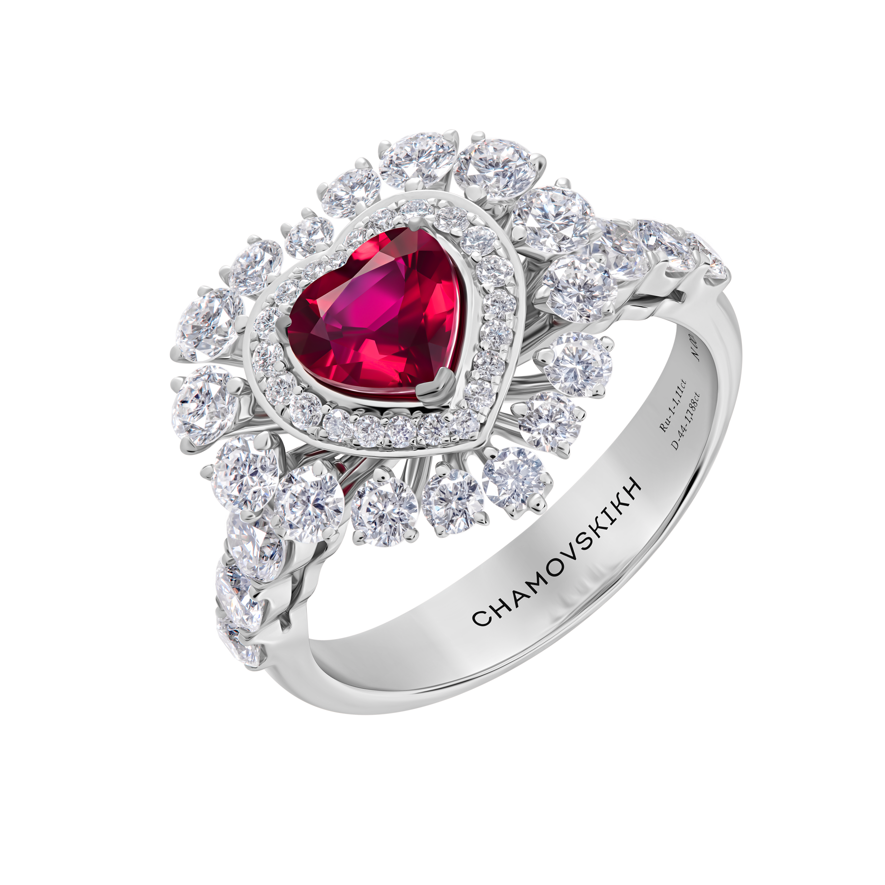 Кольцо с рубином и бриллиантами, белое золото