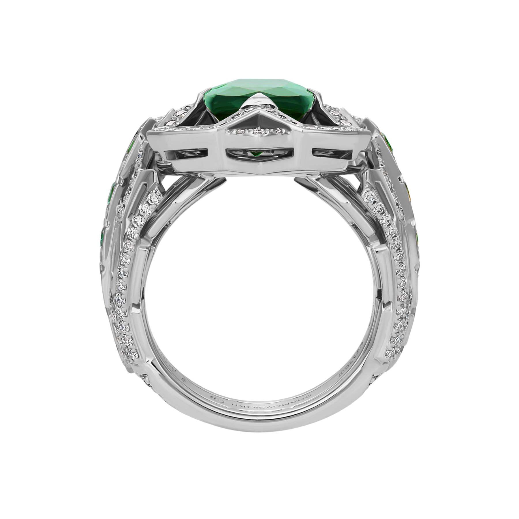 Кольцо с турмалином верделит, бриллиантами и изумрудами, белое золото