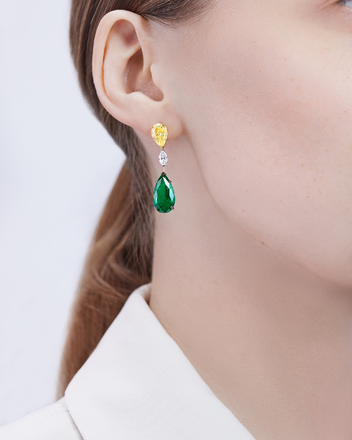 Серьги с изумрудами и бриллиантами, белое золото 3