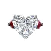 Кольцо с бриллиантом и рубинами, белое золото