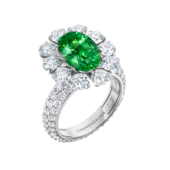 Кольцо с тсаворитом и бриллиантами, белое золото