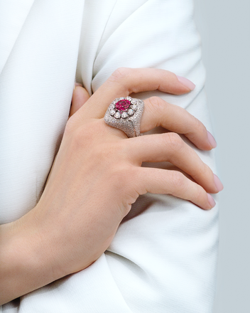 Кольцо с турмалином рубеллитом и бриллиантами, белое золото 6