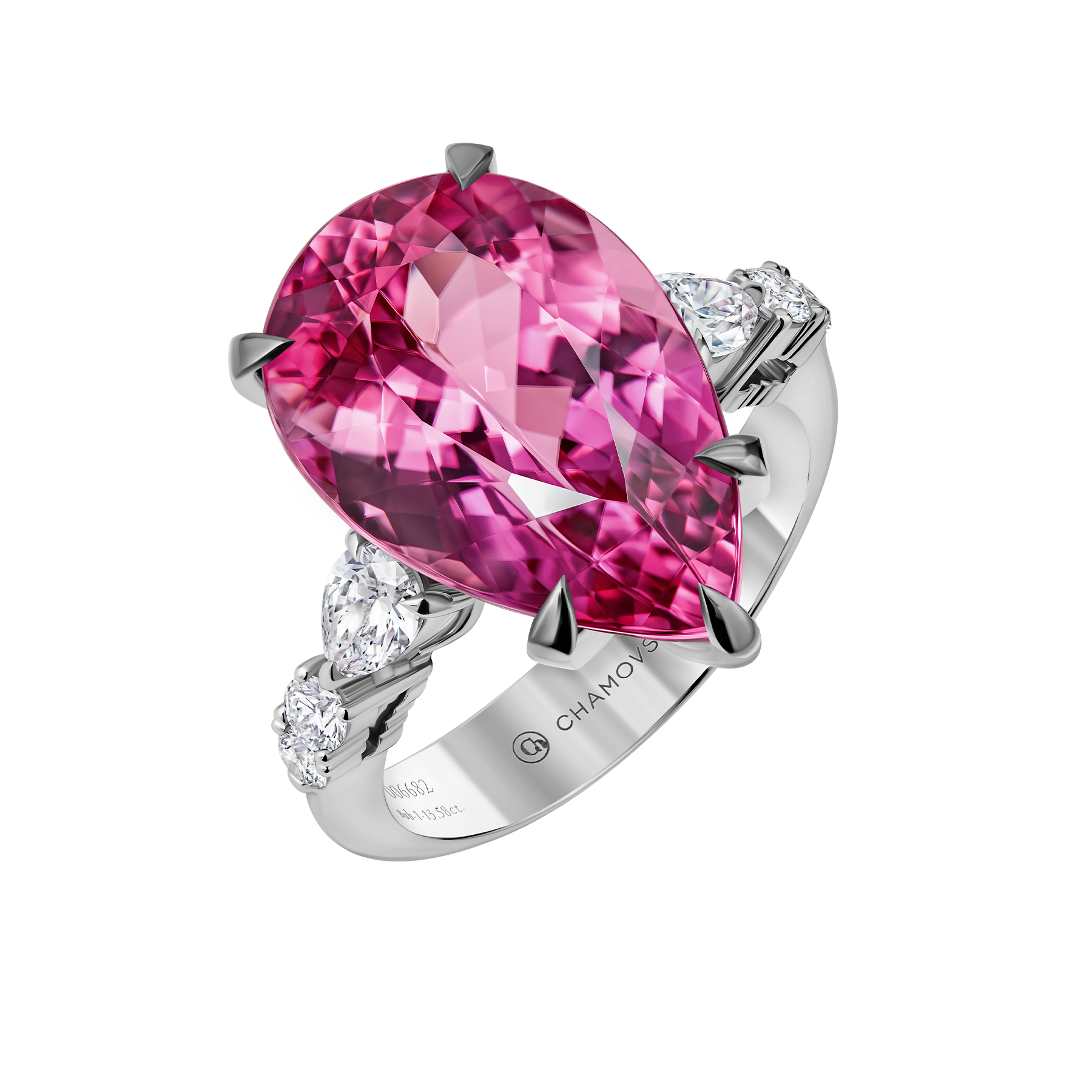 Кольцо с турмалином рубеллитом и бриллиантами, белое золото