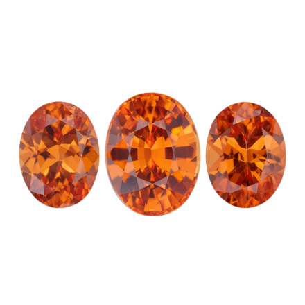 Сет из трёх спессартинов, 2-4,15ct и 1-3,88ct 1