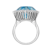 Кольцо с аквамарином и бриллиантами, белое золото