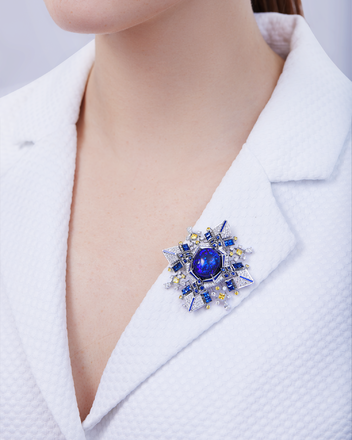 Подвес-брошь с опалом, сапфирами и бриллиантами, белое золото 3